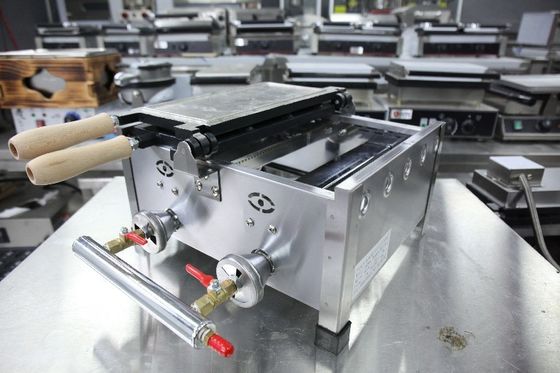 Μηχανή παρασκευής Ταιγιάκι 6 PCS Ψάρι Ταιγιάκι LPG Τύπος ψαριού Waffle Maker 470x380x210mm